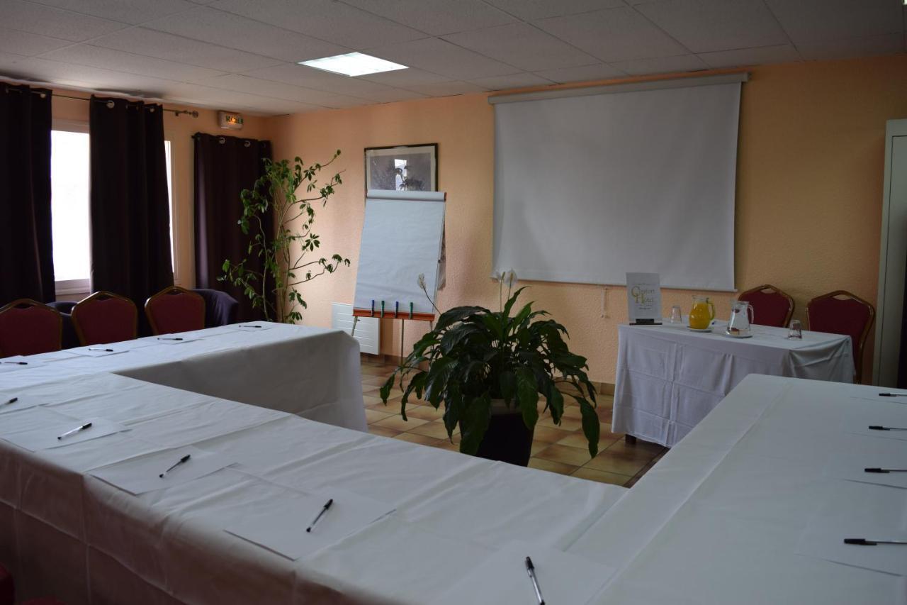 Montgeron Confort Hotel מראה חיצוני תמונה
