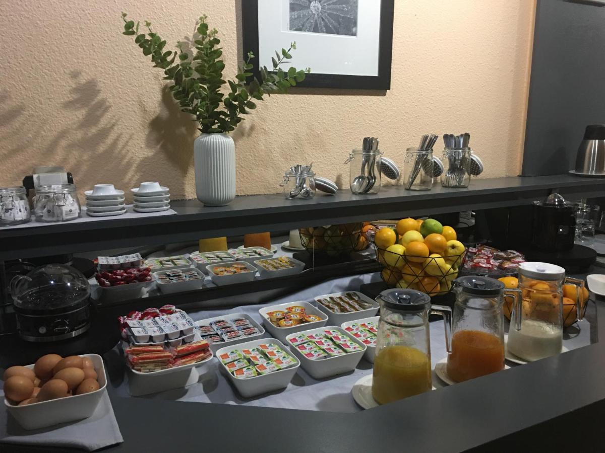 Montgeron Confort Hotel מראה חיצוני תמונה