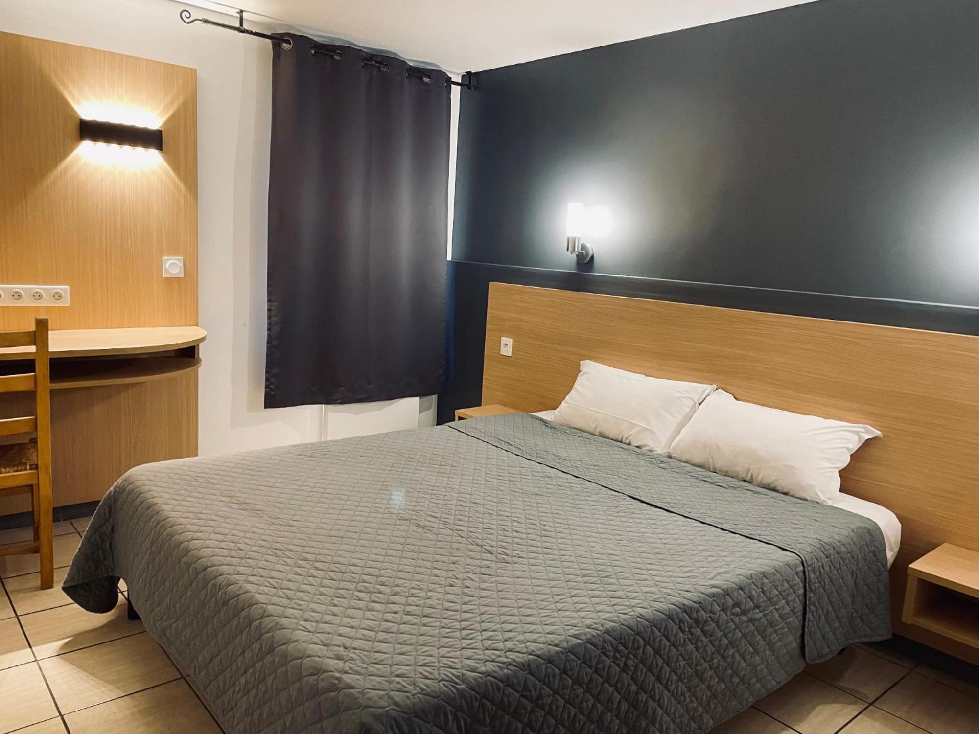 Montgeron Confort Hotel מראה חיצוני תמונה