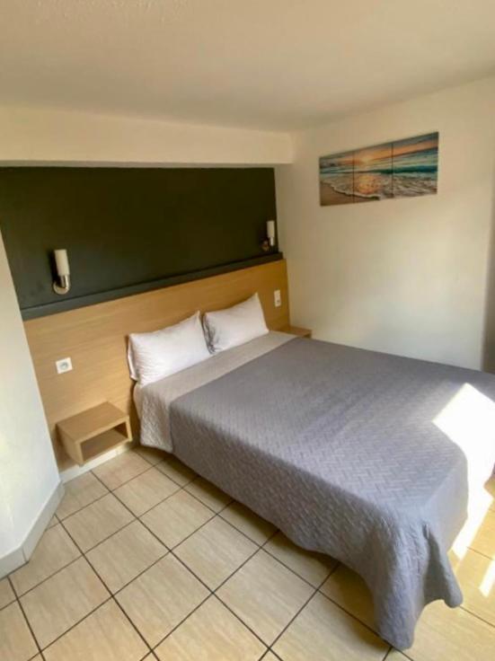 Montgeron Confort Hotel מראה חיצוני תמונה